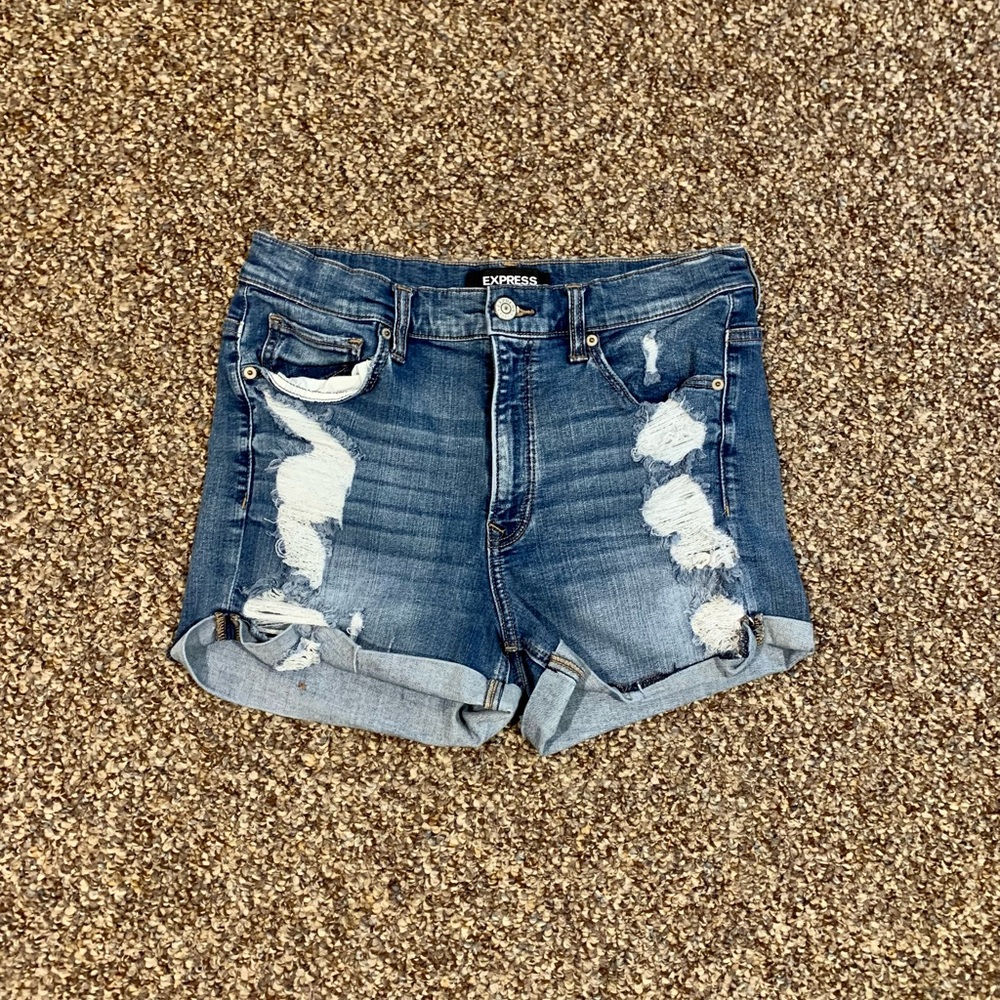 Express shorts